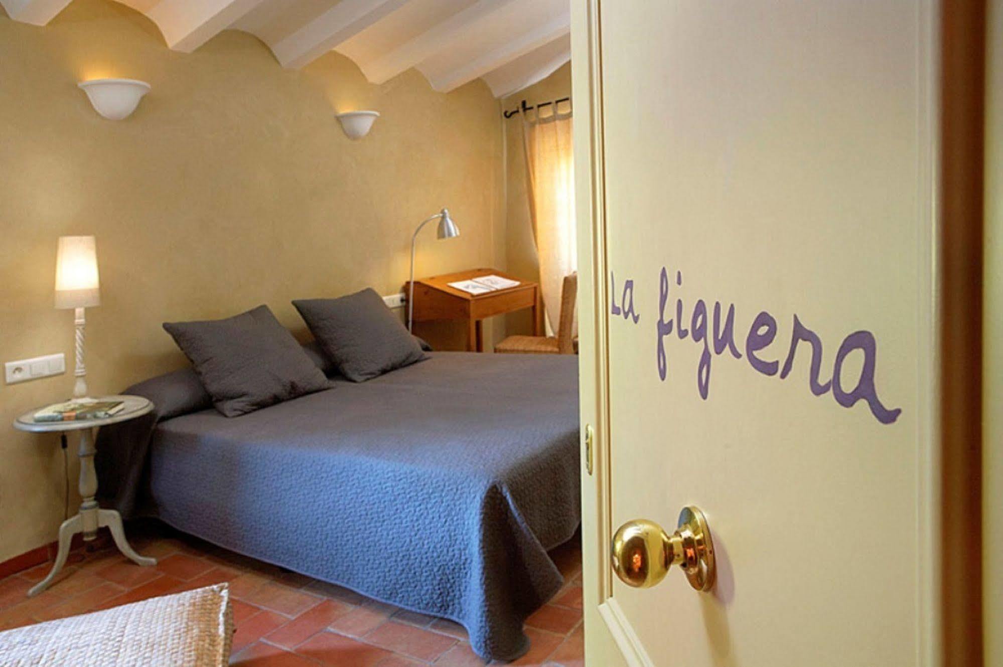 Hotel La Placa מאדרמאניה מראה חיצוני תמונה